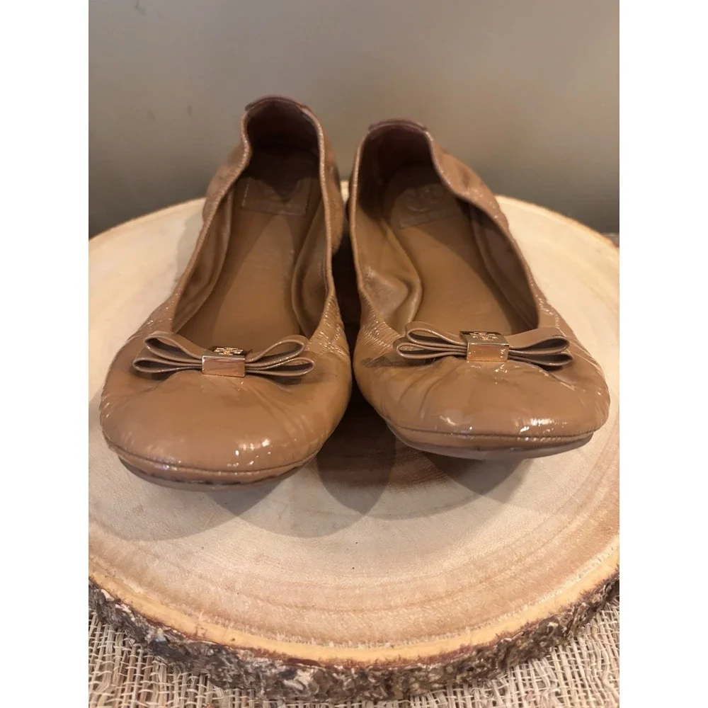 Tory Burch Eddie Bow Patent Ballet Flats Size 10.5‎ Royal Tan.